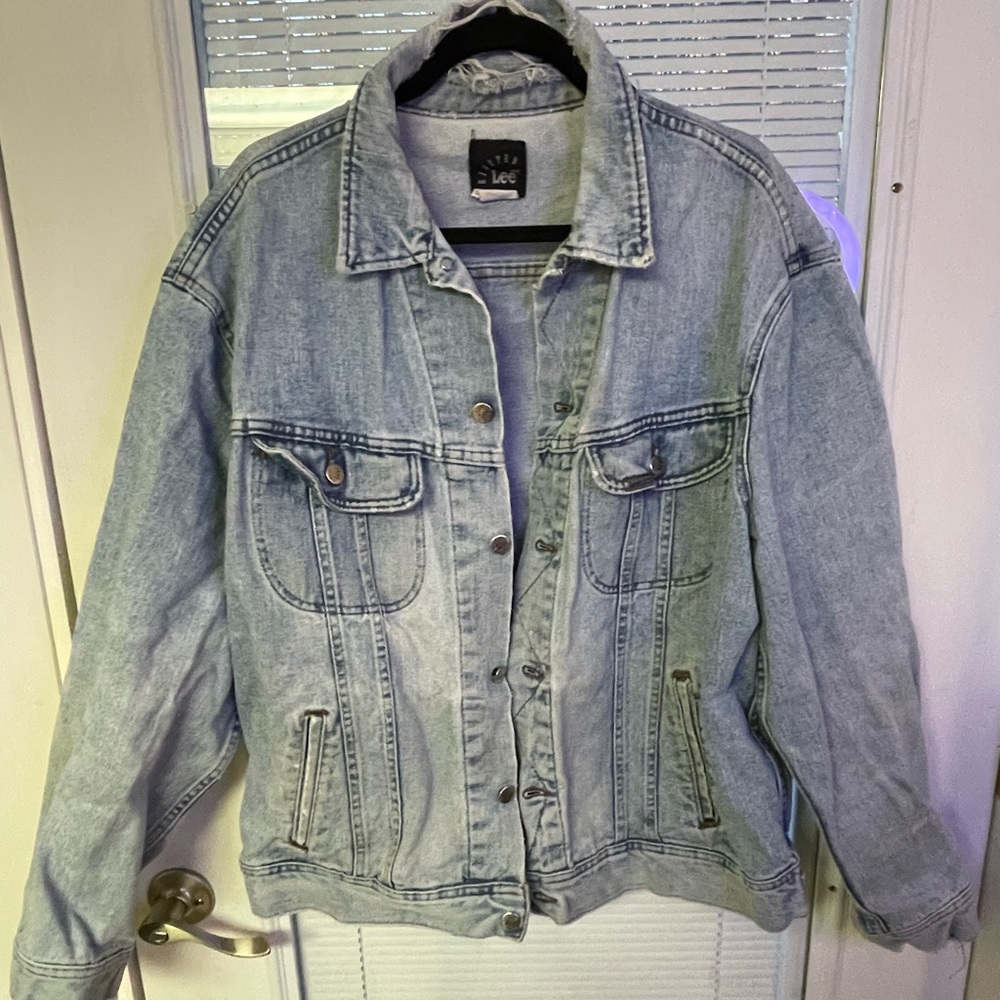 Vintage Lee Riveted Denim Jacket Men’s Size XL Distressed Light Wash